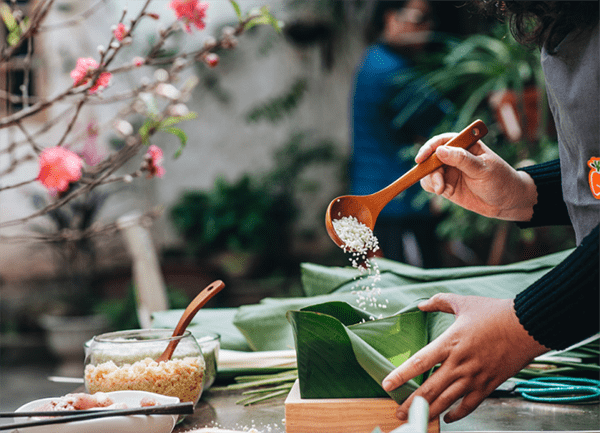 Bí Quyết Gói Bánh Chưng Truyền Thống Đẹp