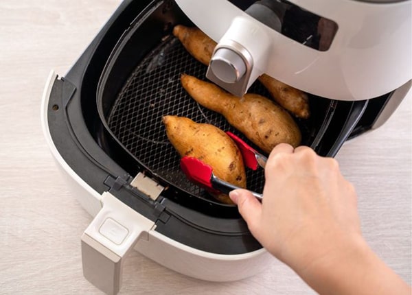 Nướng Khoai Lang Ngon Tuyệt Với Nồi Chiên Không Dầu